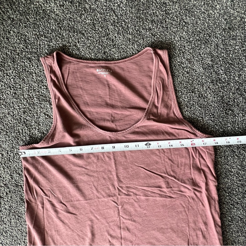 Athleta Scoop Neck Tank - Picture 7 of 8